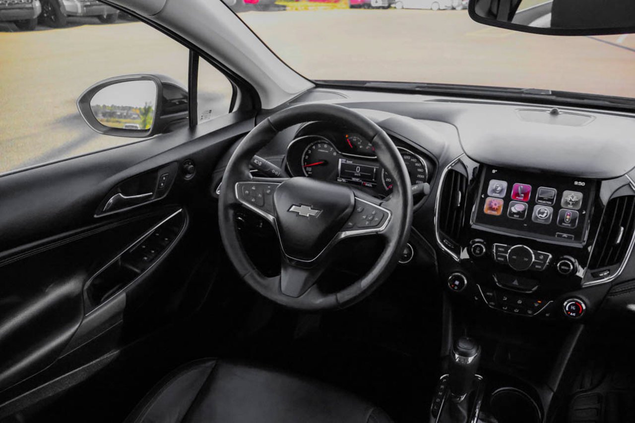 2017 Chevrolet Cruze 4dr Sdn 1.4L Premier w/1SF Black Sherwood Park - photo #28