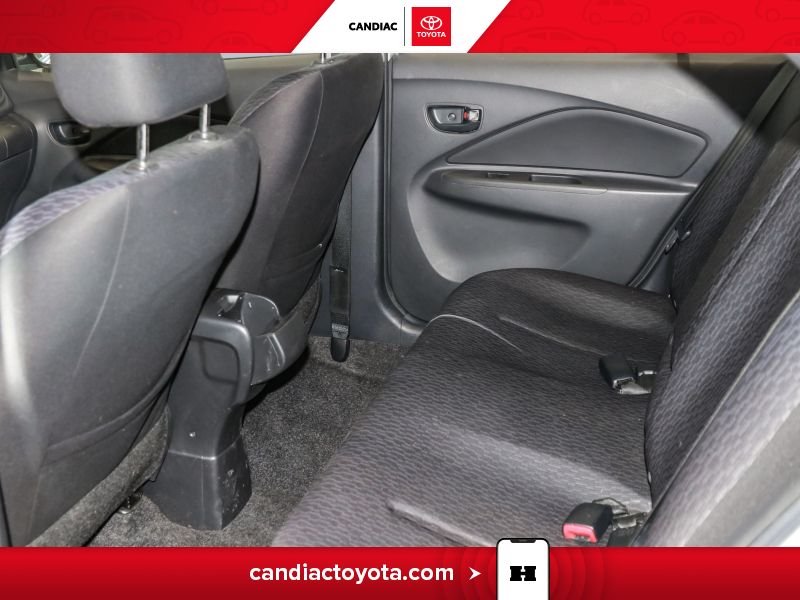 2012 Toyota Yaris Silver Saint-Eustache - photo #27