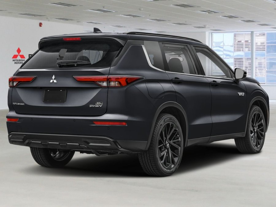2026 MITSUBISHI Outlander Plug-In Hybrid GT NOIR Black Diamond Premium Finish