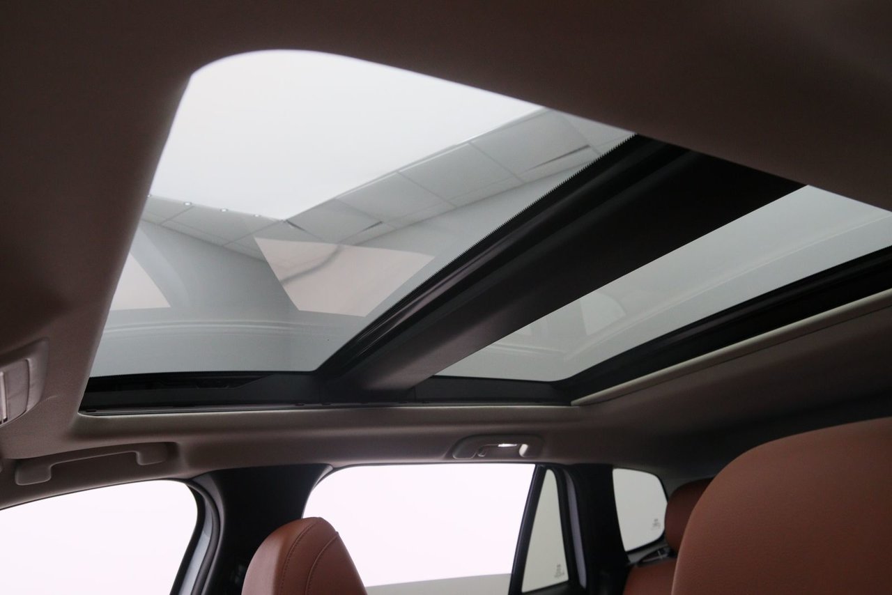 2023 Mazda CX-50 White Baie-Comeau - photo #7