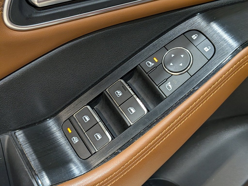 2024 Nissan Rogue AWD Platinum Red Val-David - photo #37