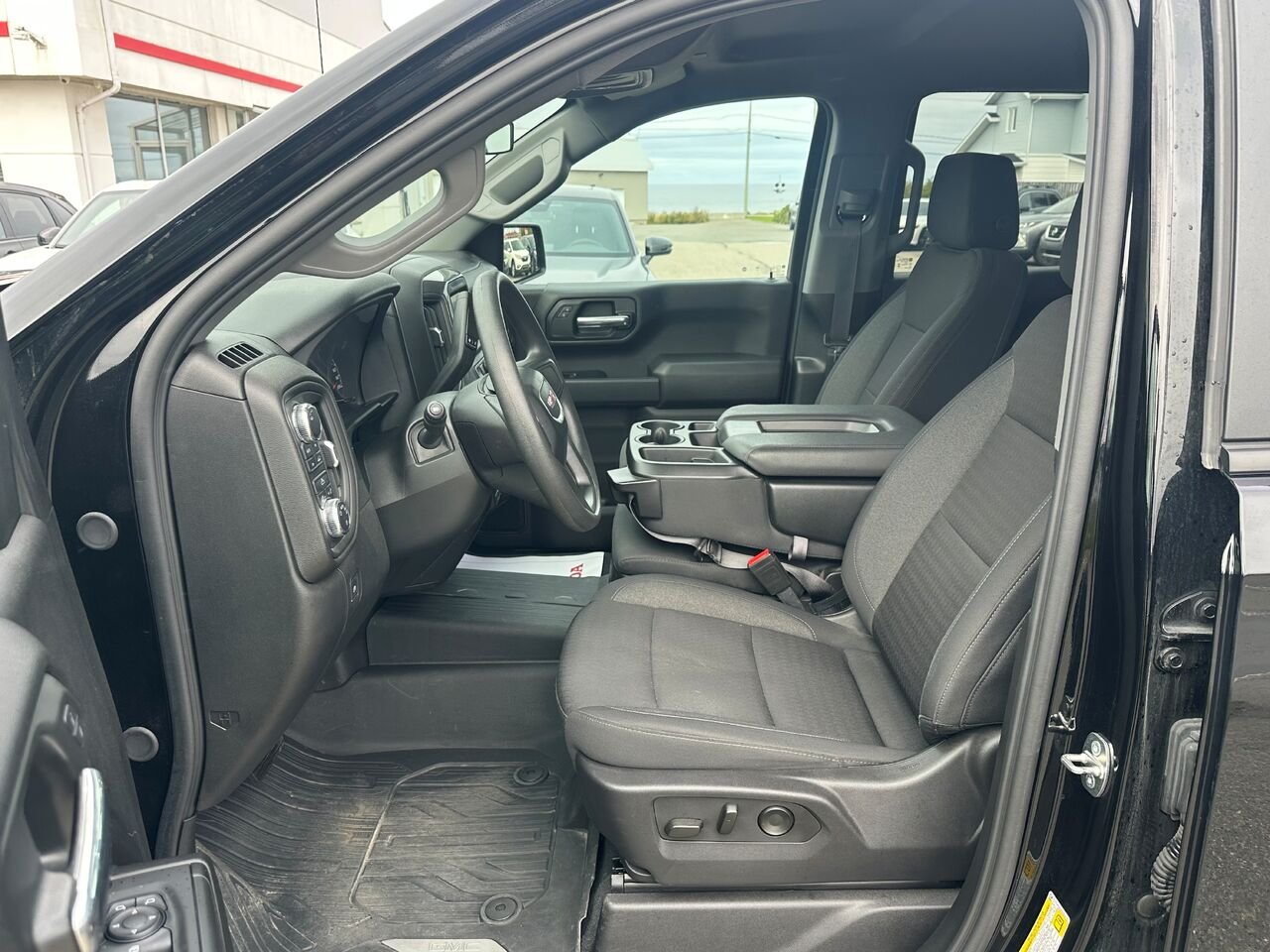 GMC SIERRA K1500 SIERRA K1500 2024 Noir Matane - photo #8