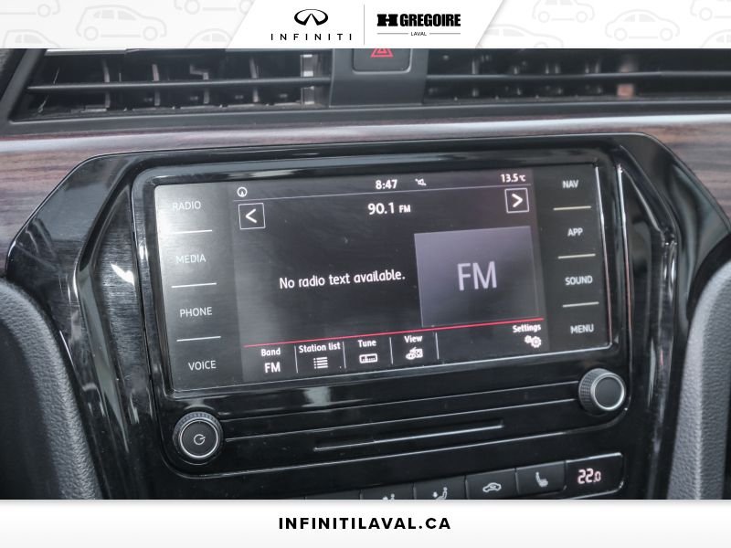 2020 Volkswagen Passat White Blainville - photo #17