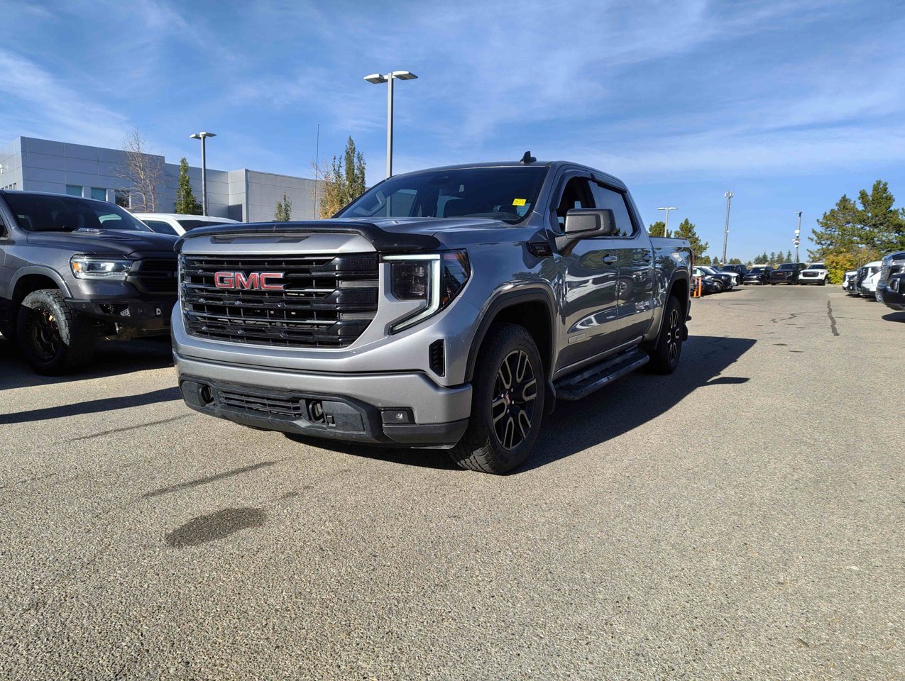 2024 GMC Sierra 1500 4WD Crew Cab 147 Elevation Grey Sherwood Park - photo #3