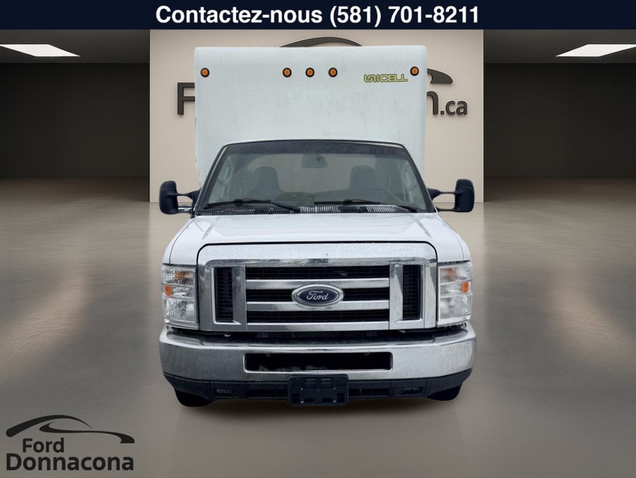 Ford E-450 2023 2023 Blanc