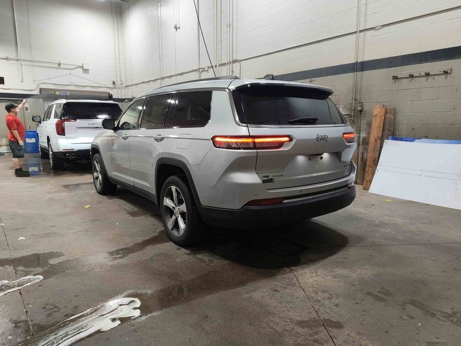 2021 Jeep Grand Cherokee L 2021 Grey