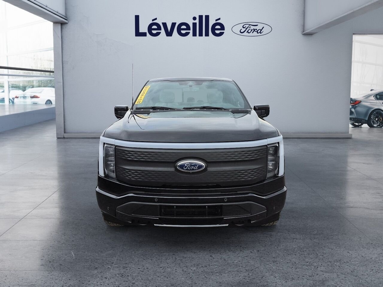 2023 Ford F-150 Lightning Black Saint-Jérôme - photo #1