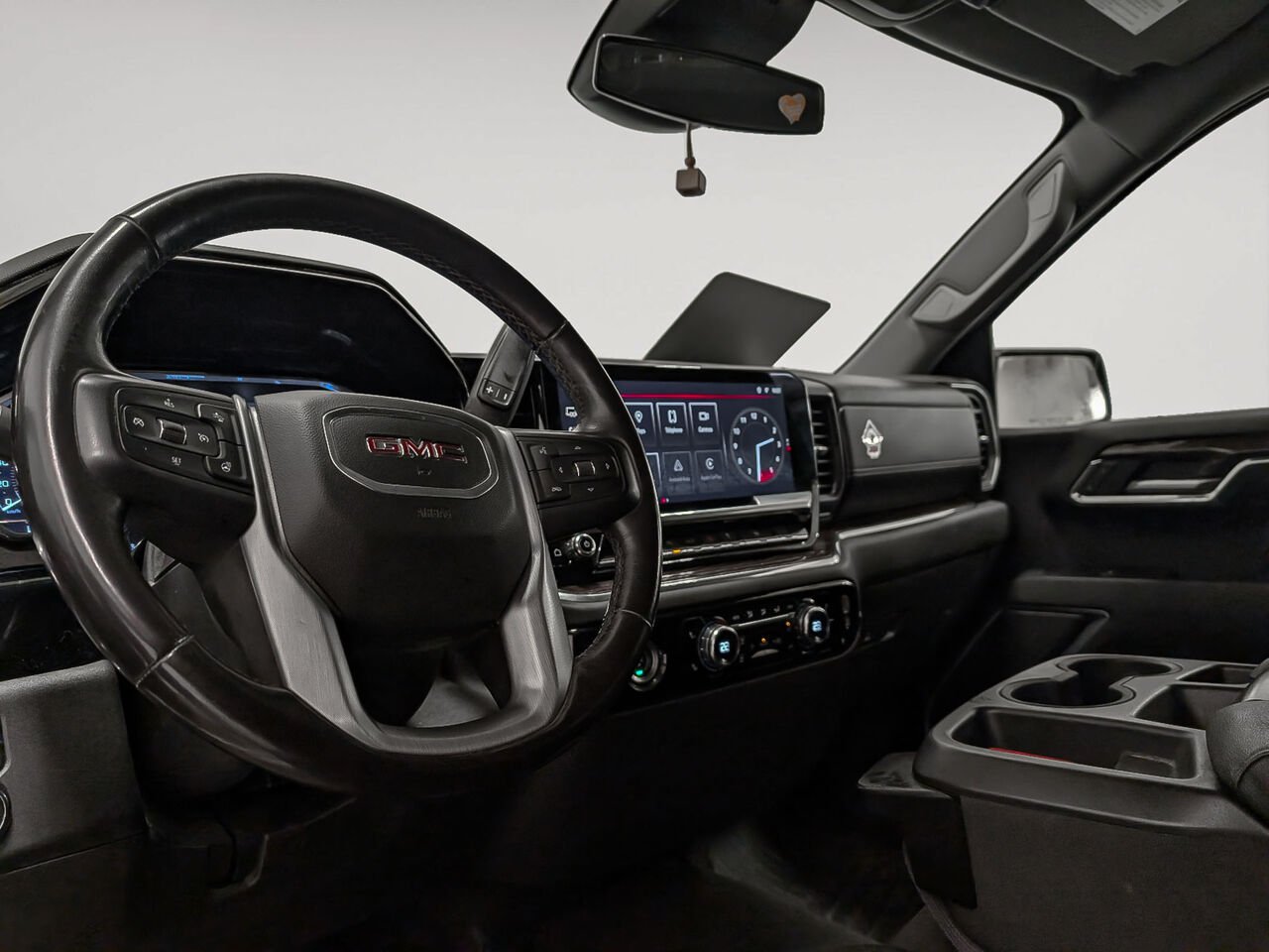 2022 GMC SIERRA 1500 4WD CREW CAB PICKUP Elevation Moteur 2.7L White Sherbrooke - photo #5