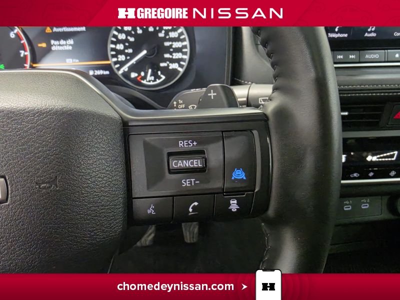 2025 Nissan Rogue White Laval - photo #22