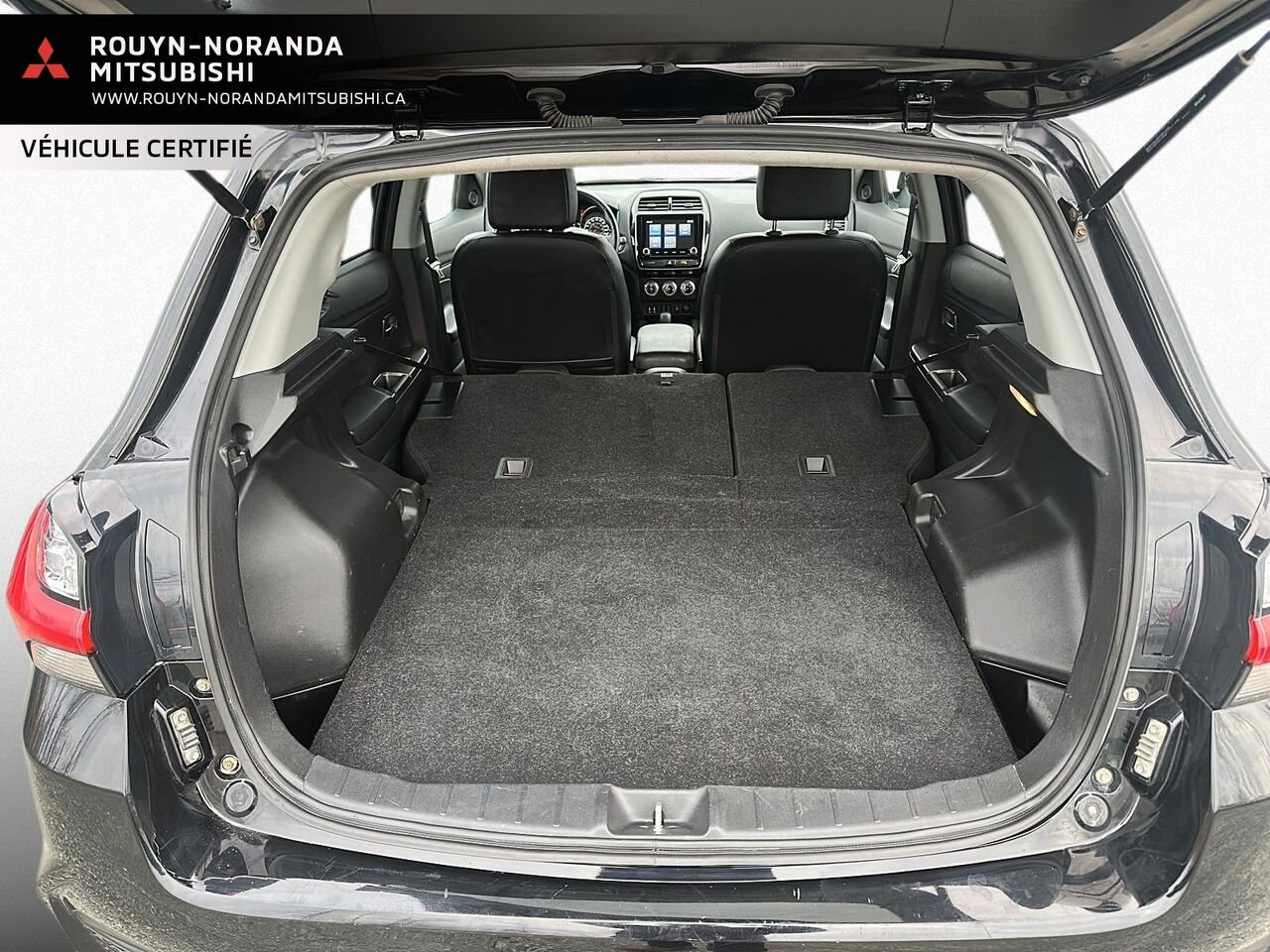 Mitsubishi RVR SEL AWC 2023 Noir Rouyn-Noranda - photo #6