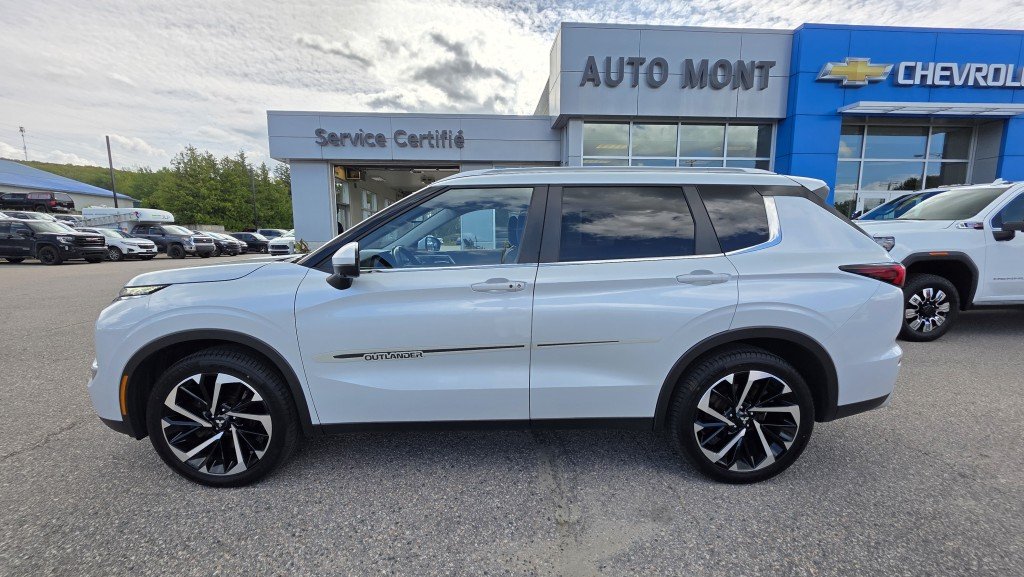 Mitsubishi OUTLANDER SE S-AWC 2022 Blanc Mont-Laurier - photo #13