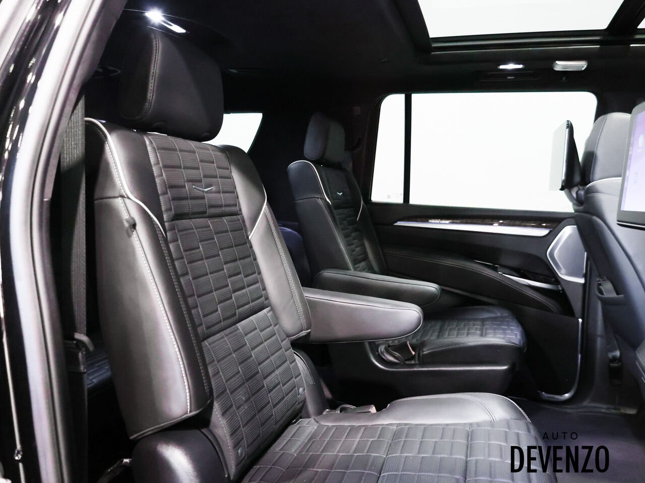Cadillac Escalade ESV 2025 Noir Saint-Eustache - photo #9