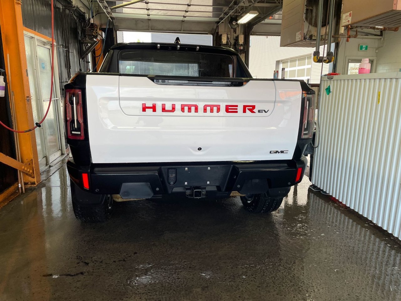 2024 GMC HUMMER EV Pickup 3X e4WD *613 KM* SUPER CRUISE *BOSE* GR. SPORT White Saint-Jérôme - photo #8