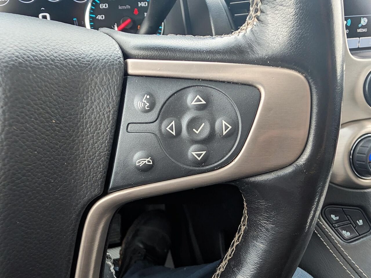 GMC YUKON DENALI 2019 Noir Saint-Hyacinthe - photo #18
