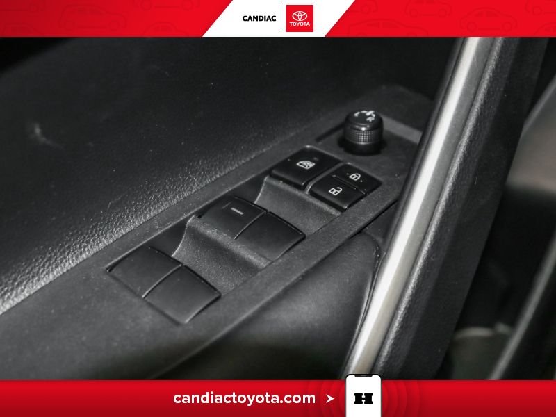 2023 Toyota Corolla White Blainville - photo #24
