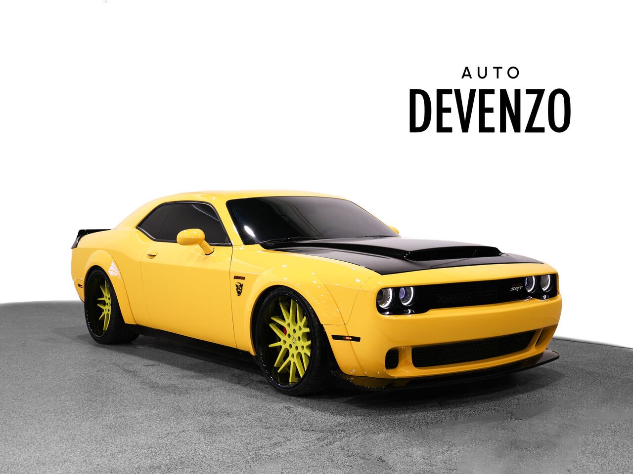 2018 Dodge Challenger Yellow Saint-Eustache - photo #0