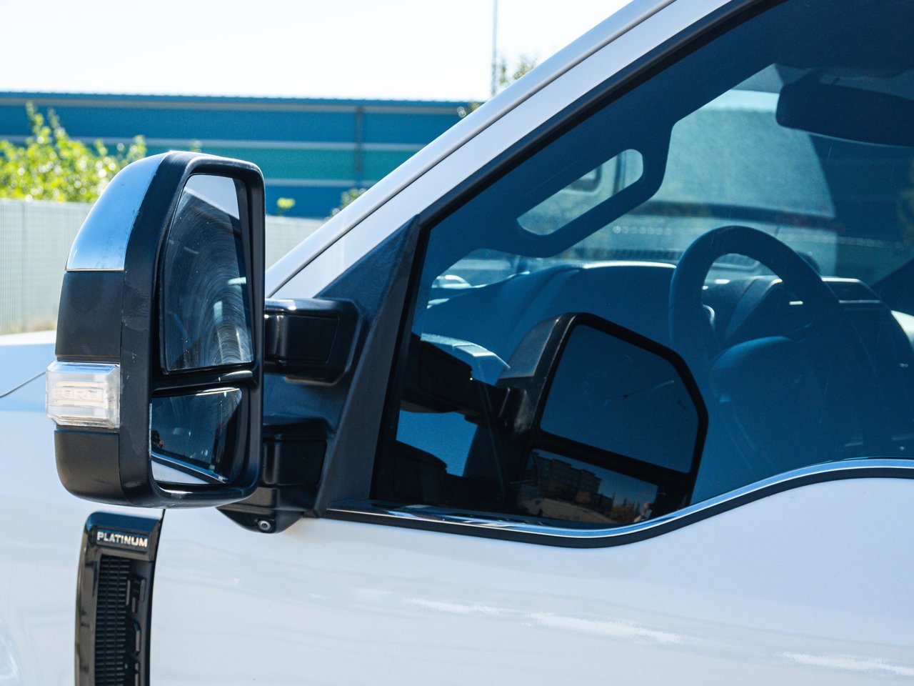 2022 Ford Super Duty F-350 SRW Platinum 4WD Crew Cab 6.75' Box White Sherwood Park - photo #7
