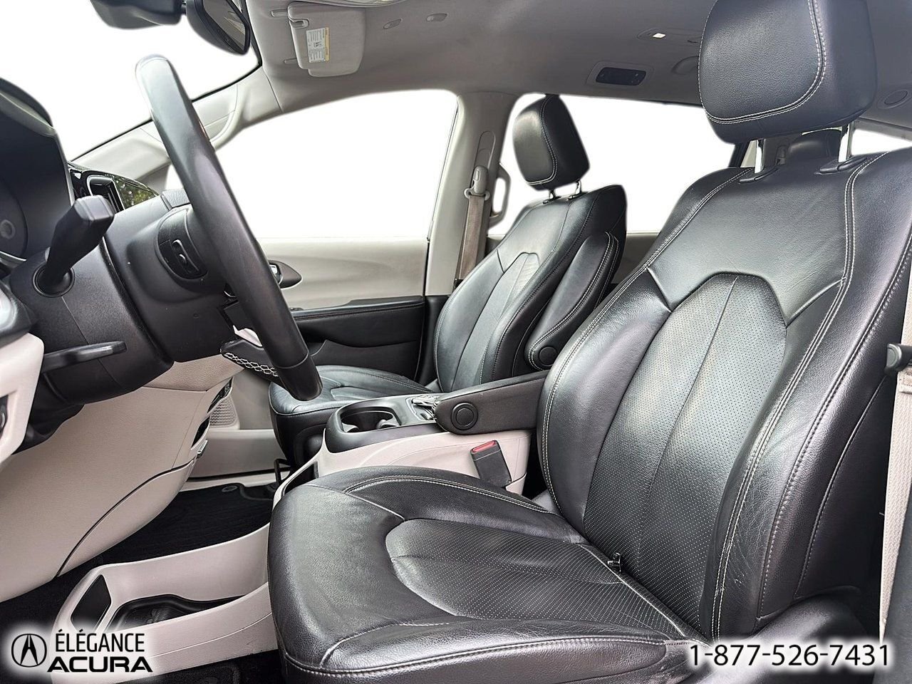 Chrysler Pacifica Touring L | A8787 2022 Noir Granby - photo #10