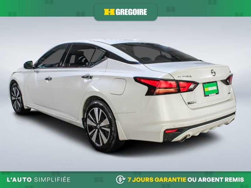 2020 Nissan Altima White Saint-Eustache - photo #5