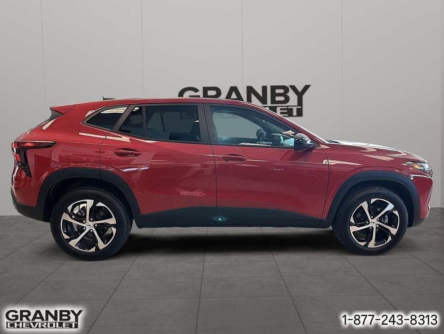 2026 CHEVROLET Trax 2026 APEX RED