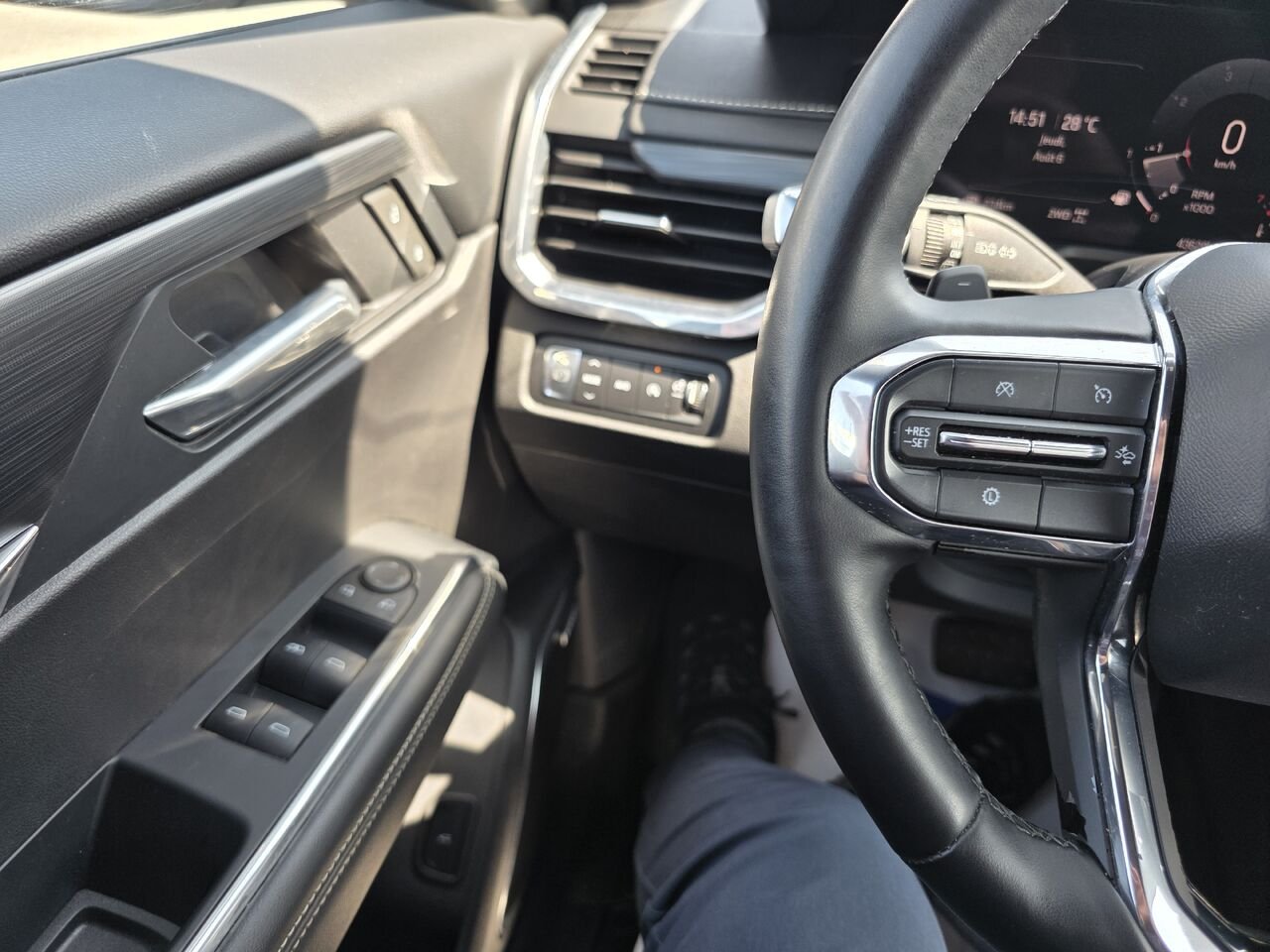 2024 GMC Acadia Elevation White Rouyn-Noranda - photo #14