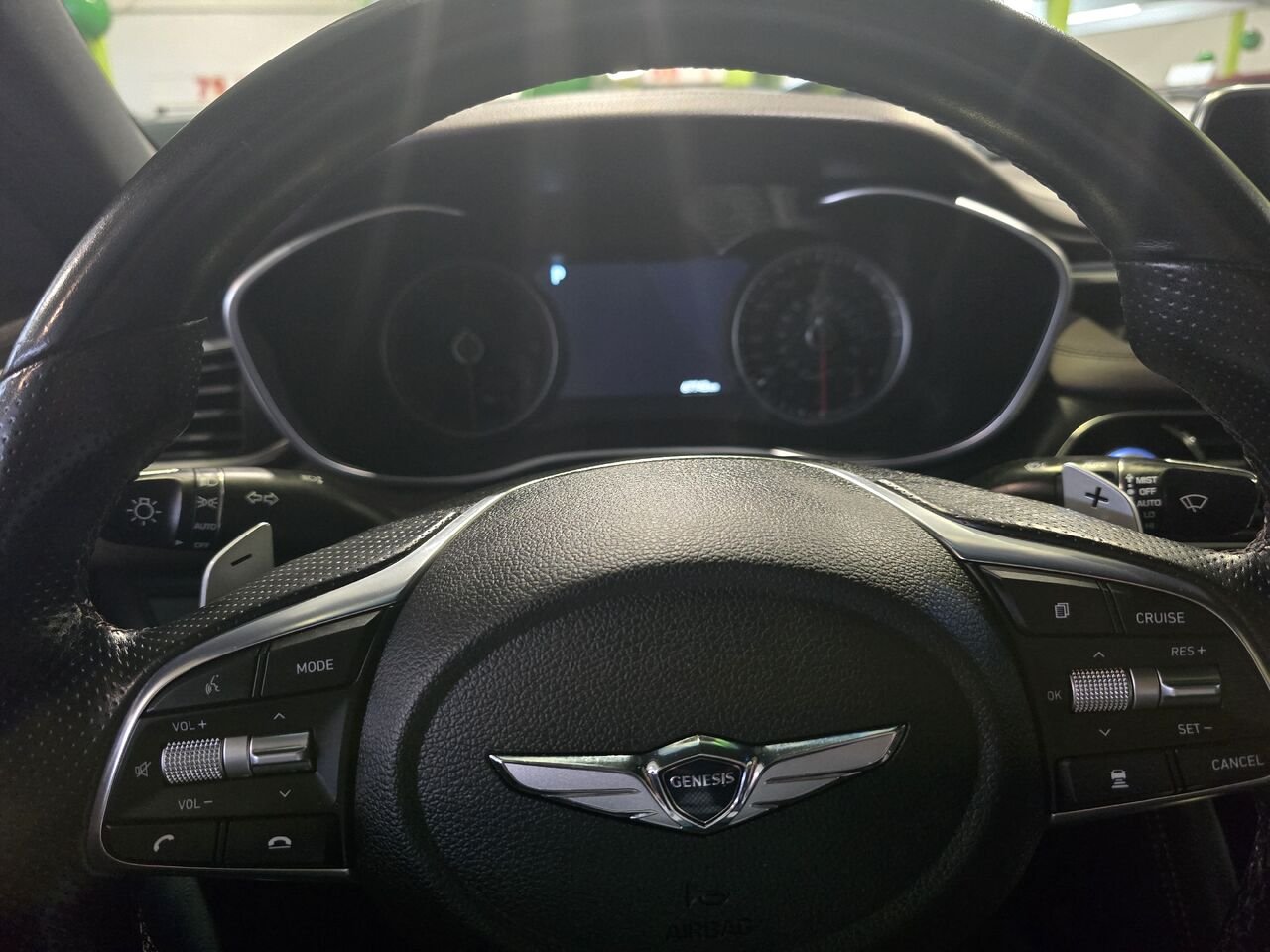 2019 Genesis G70 Black  - photo #15