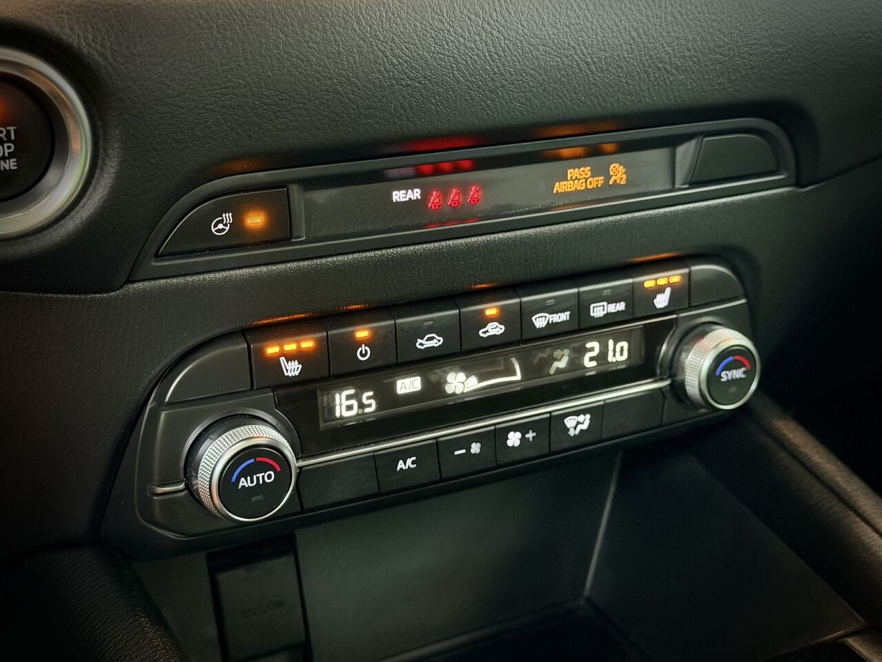 2024 Mazda CX-5 Red Notre-Dame-des-Prairies - photo #27
