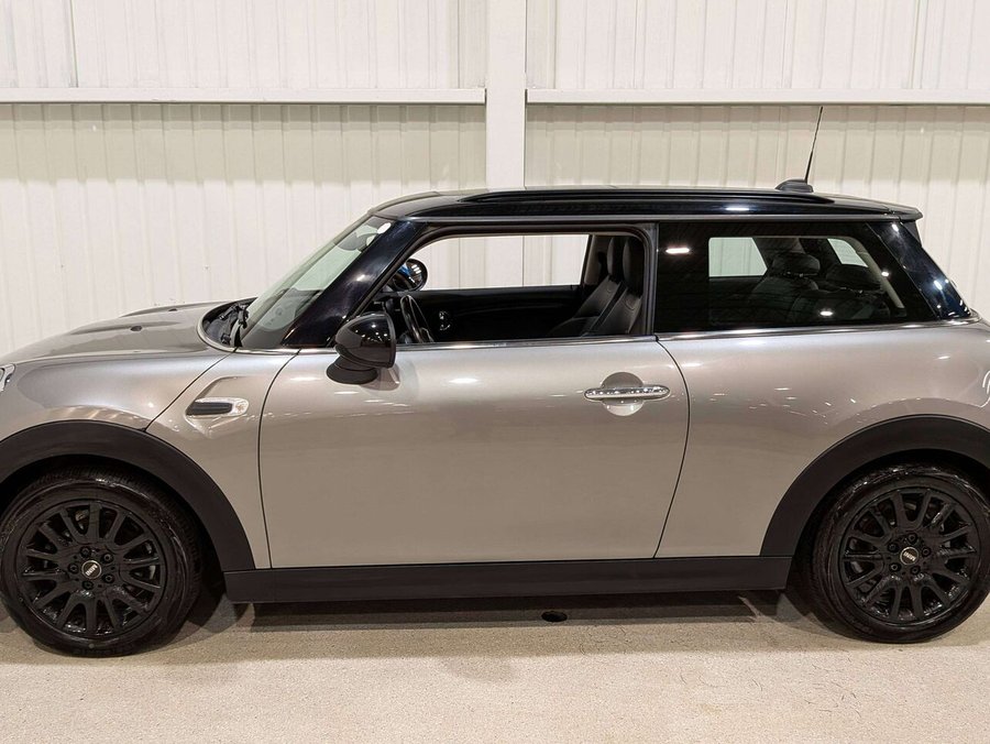2019 MINI 3 Door Cooper FWD Grey