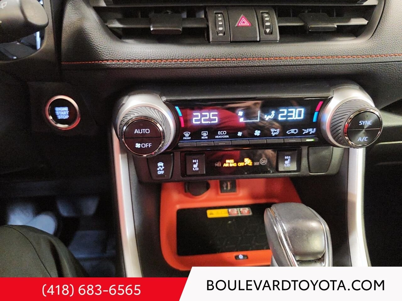 2024 Toyota RAV4 97734B-130 | TRAIL Midnight Black Metallic Québec - photo #14