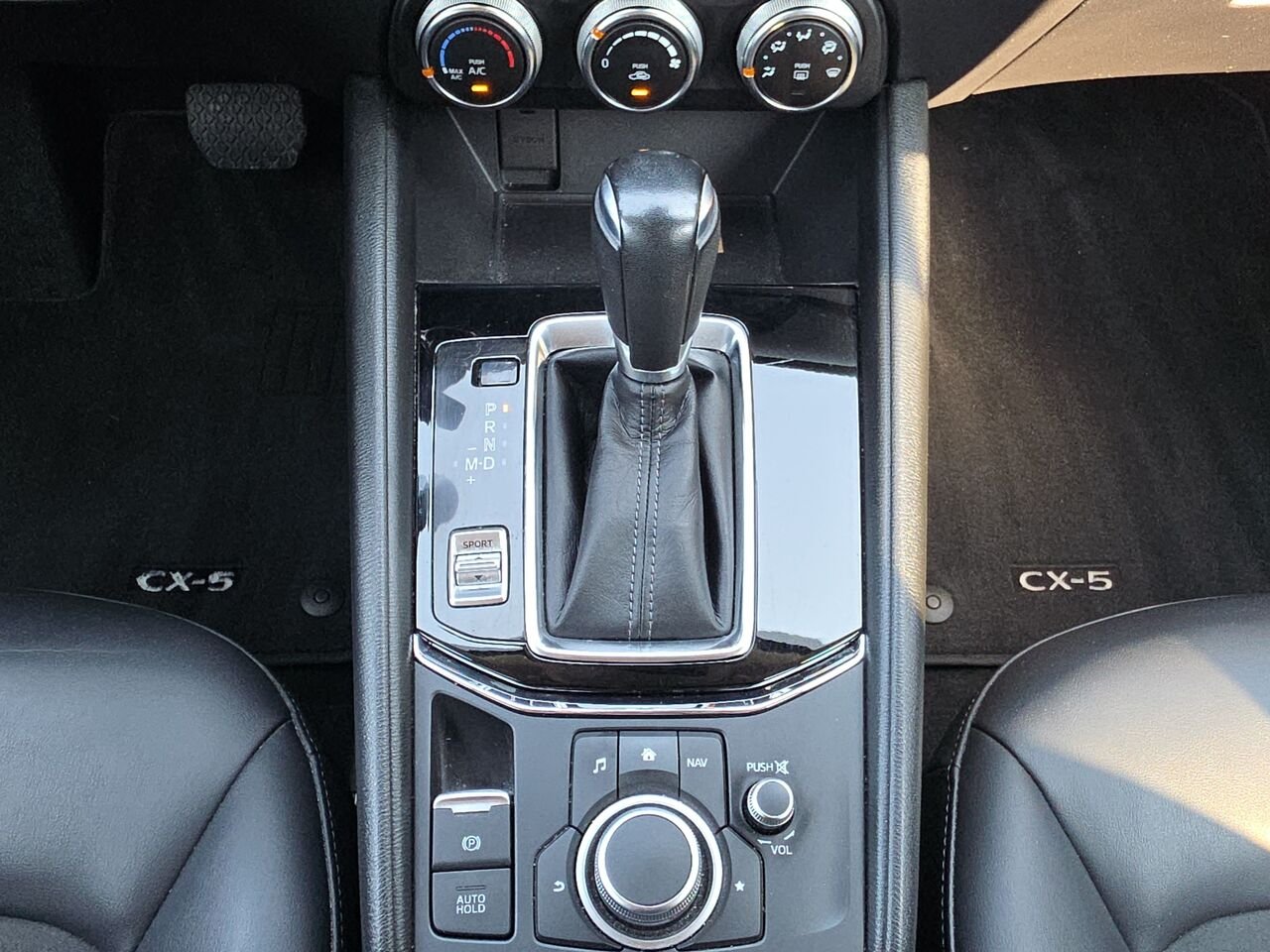 Mazda CX-5 GS TI BA, bluetooth, Volant chauffant, commande audio au volant 2021 Bleu Val-David - photo #13