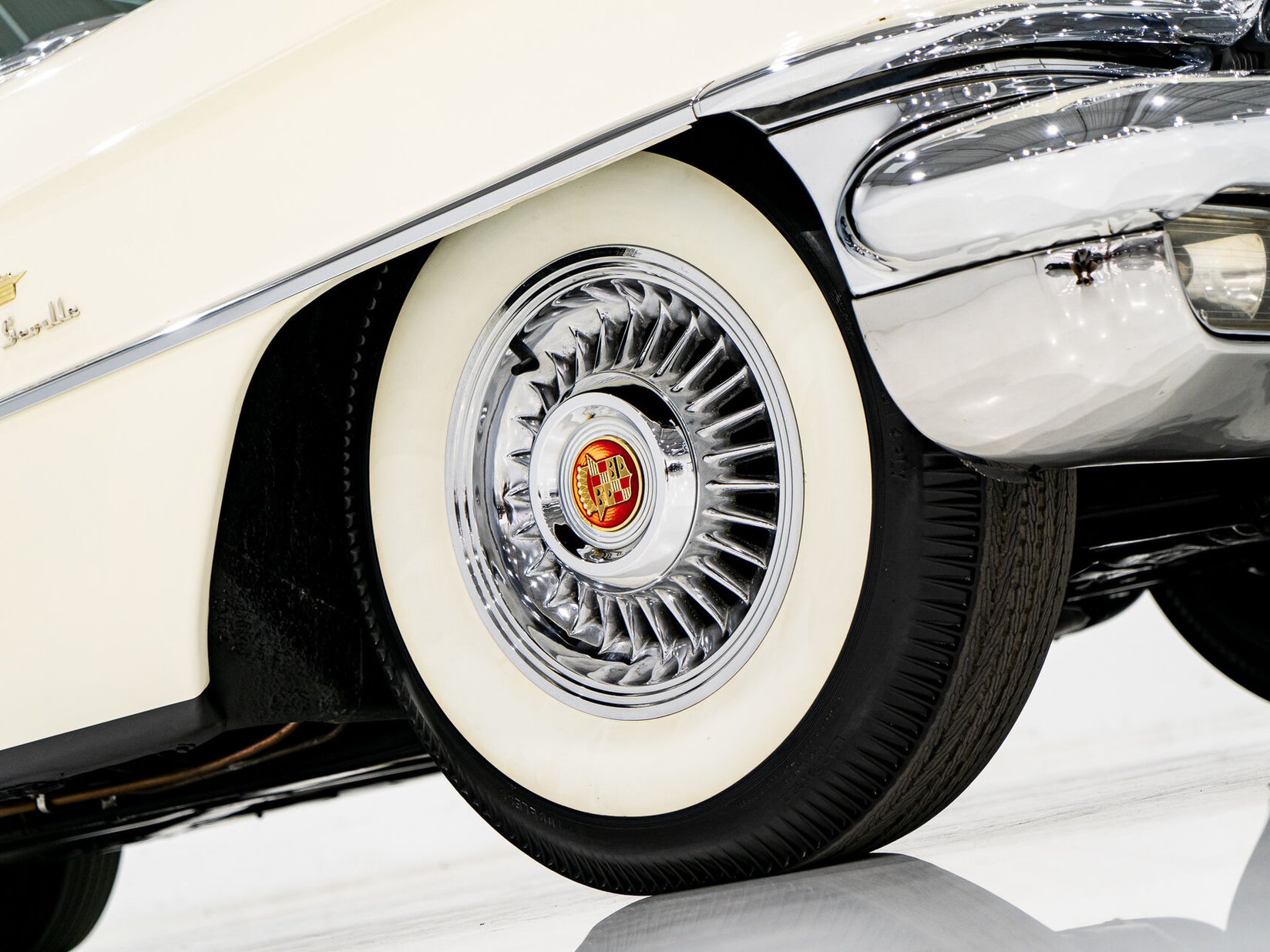 Cadillac Eldorado Seville With Factory A/C | PRIX EN USD 1956 Blanc Montréal - photo #6
