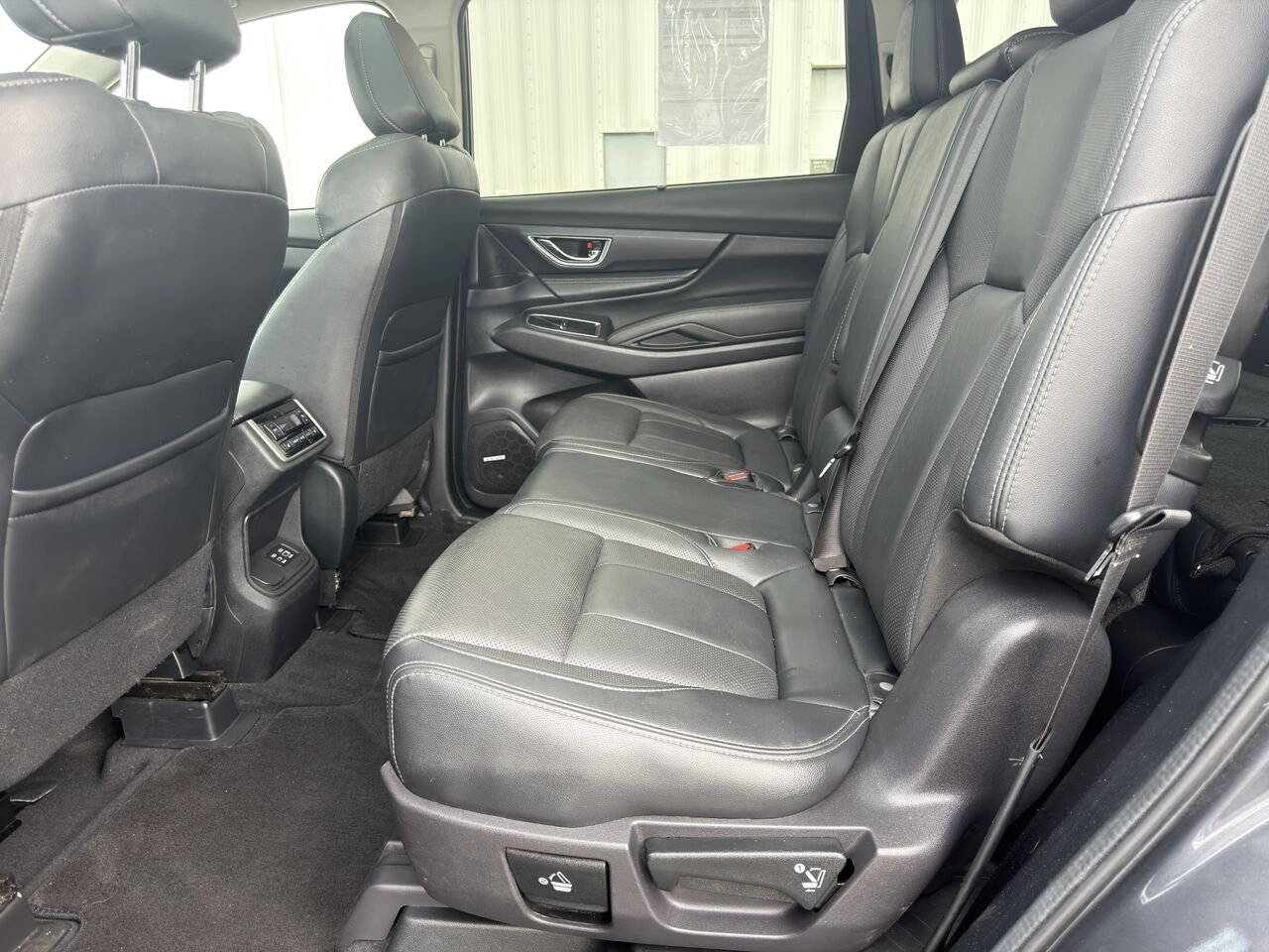 2023 Subaru Ascent Grey Thetford Mines - photo #14