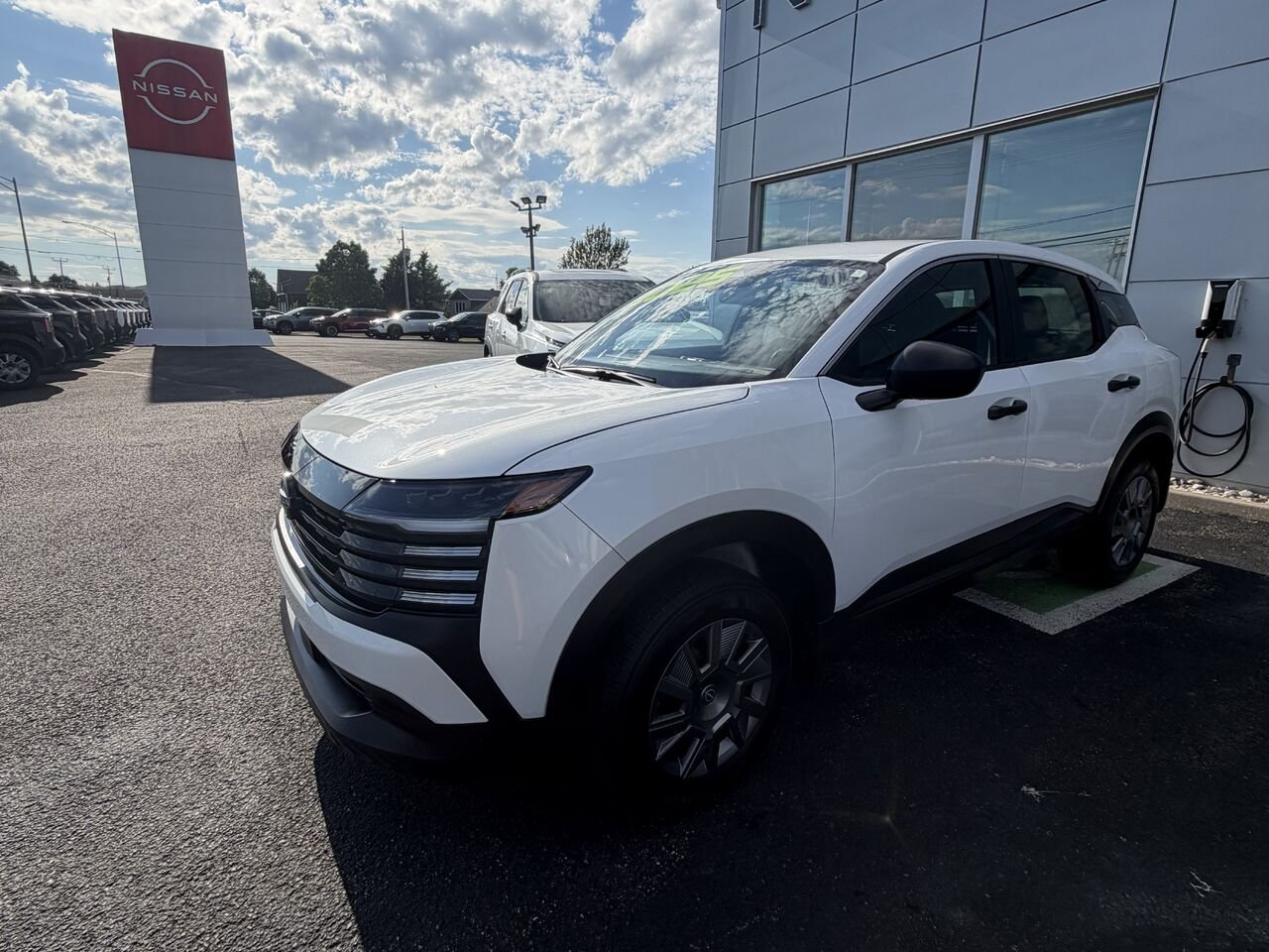 Nissan Kicks 2025 Blanc Matane - photo #1