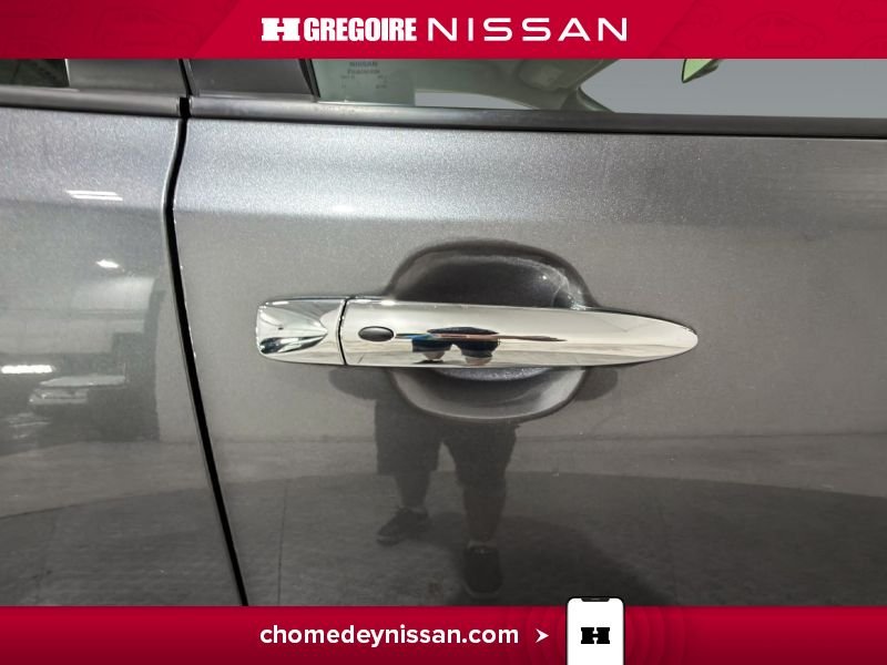 2024 Nissan Leaf Grey Laval - photo #12