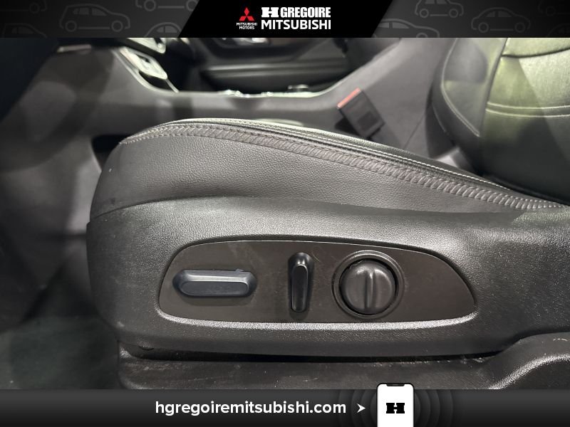 2023 GMC Terrain White Laval - photo #14