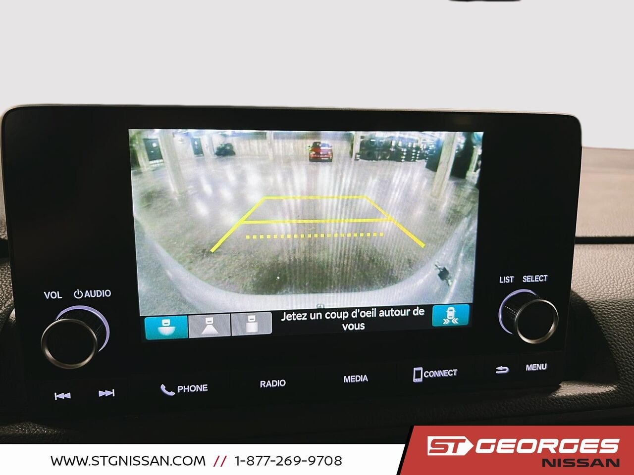 2025 Honda CR-V Silver Saint-Georges - photo #16