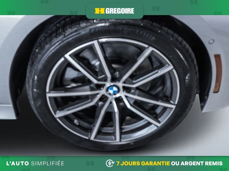 BMW 330I 823386 | 330i xDrive AUTO AC CUIR TOIT NAV MAGS CAM RECULE 2019 Argent Laval - photo #26