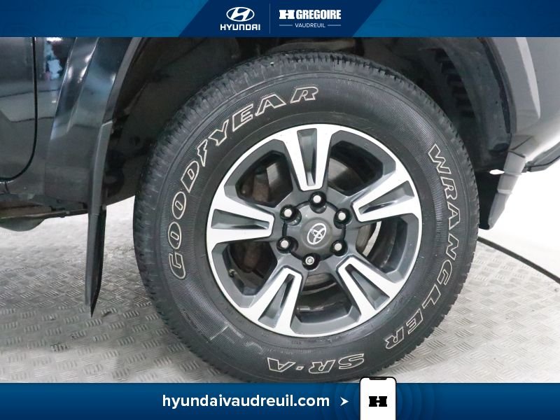 2018 Toyota Tacoma Black Laval - photo #33