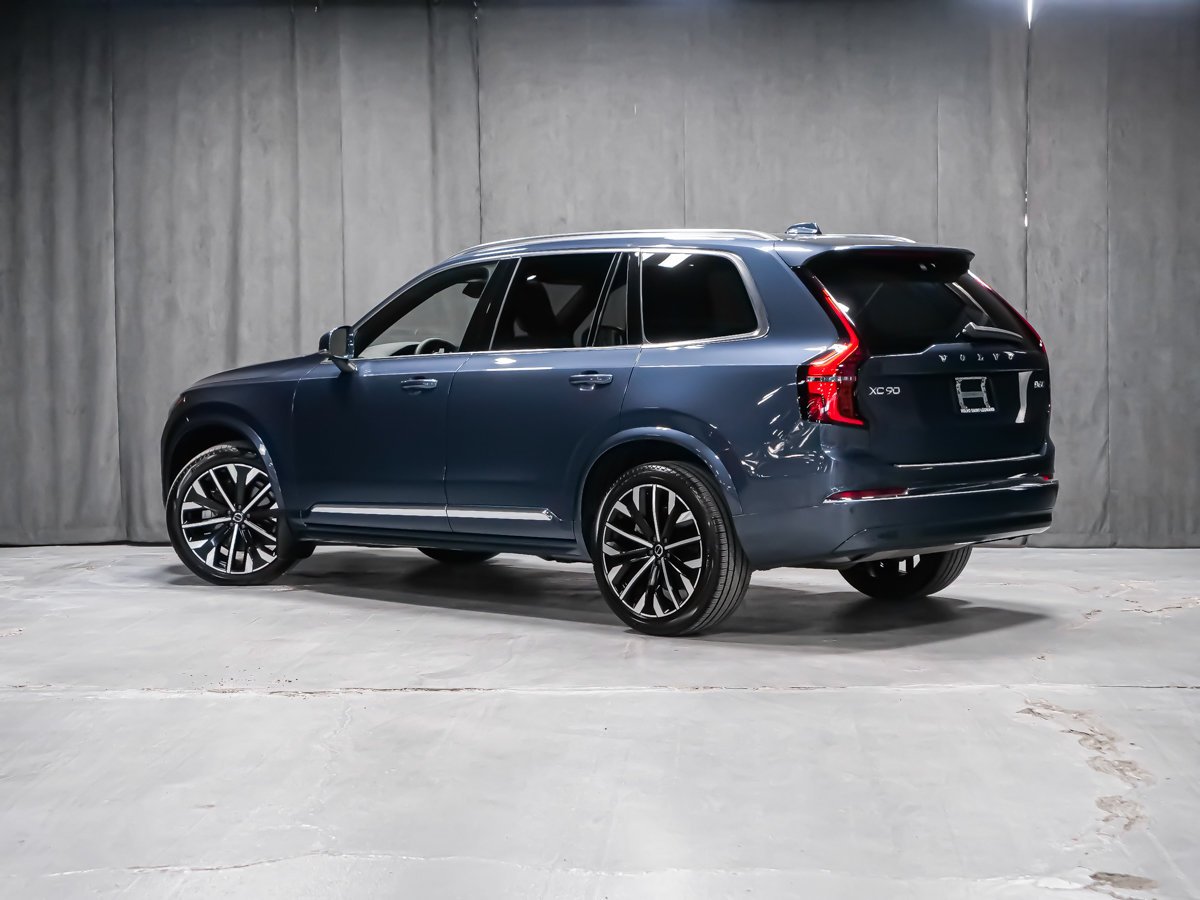Volvo XC90 B6 CORE BRIGHT CLIMATE 2025 Bleu Montréal - photo #1