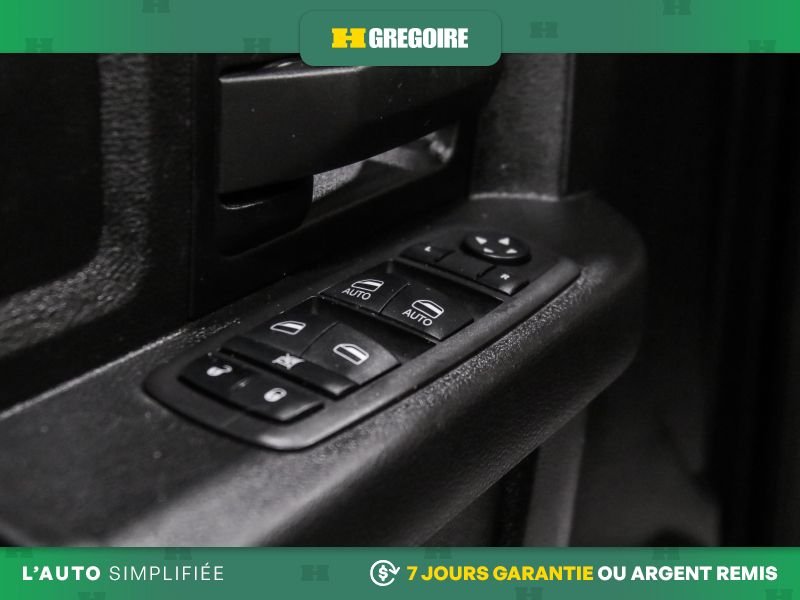 Ram 1500 2023 Noir Blainville - photo #15