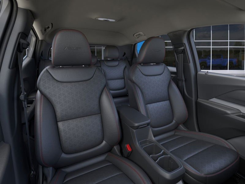 2027 CHEVROLET Bolt RS 4 portes TA Summit White Sherbrooke - photo #15
