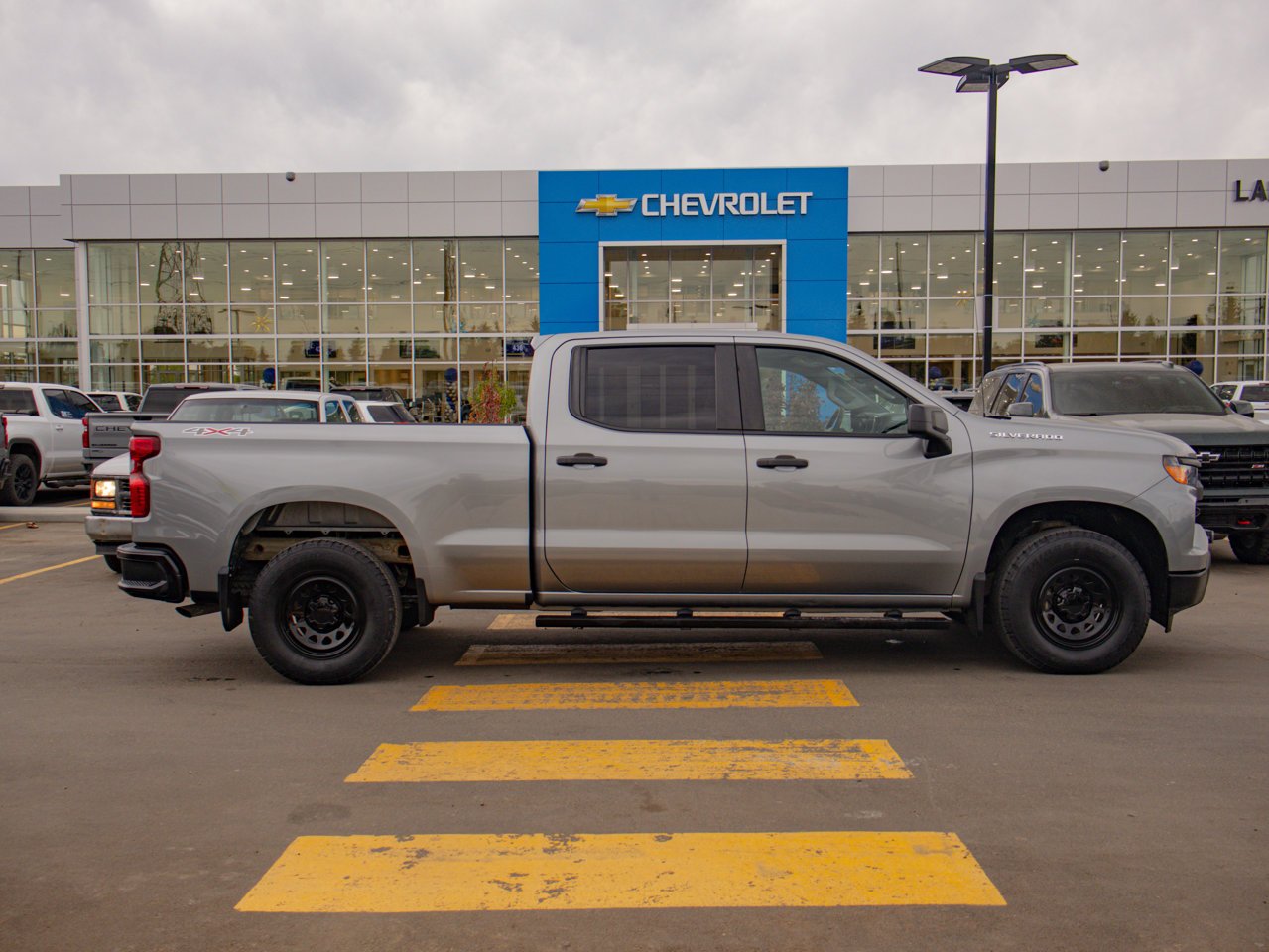 2023 Chevrolet Silverado 1500 4WD Crew Cab 147 Work Truck Grey Sherwood Park - photo #11