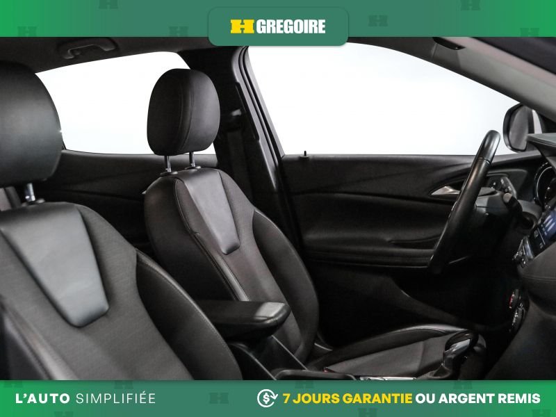 2023 Buick Encore GX White Laval - photo #28