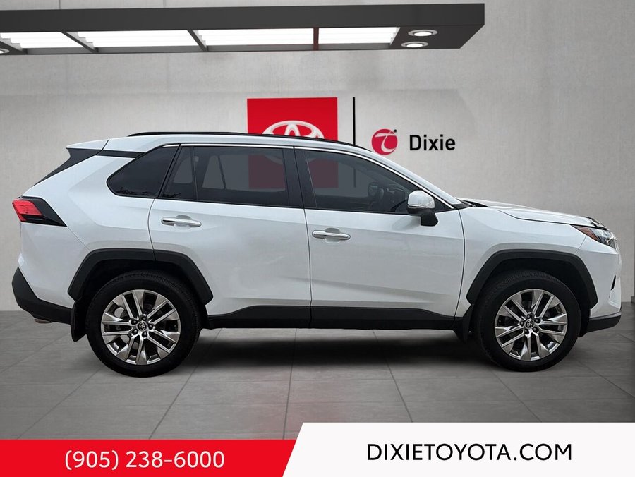 2024 Toyota RAV4 Limited AWD White