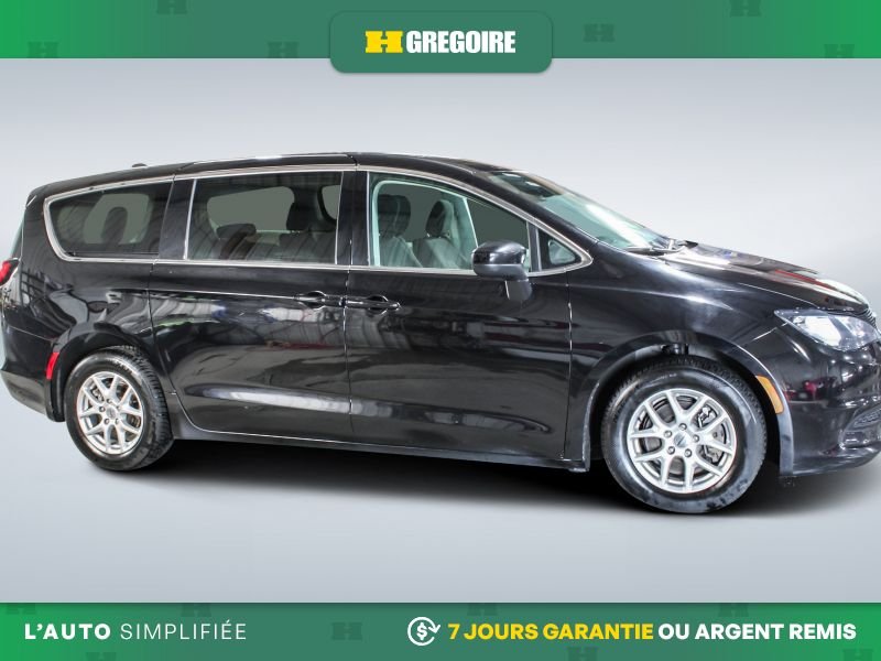 Chrysler Grand Caravan 2024 Noir Laval - photo #10
