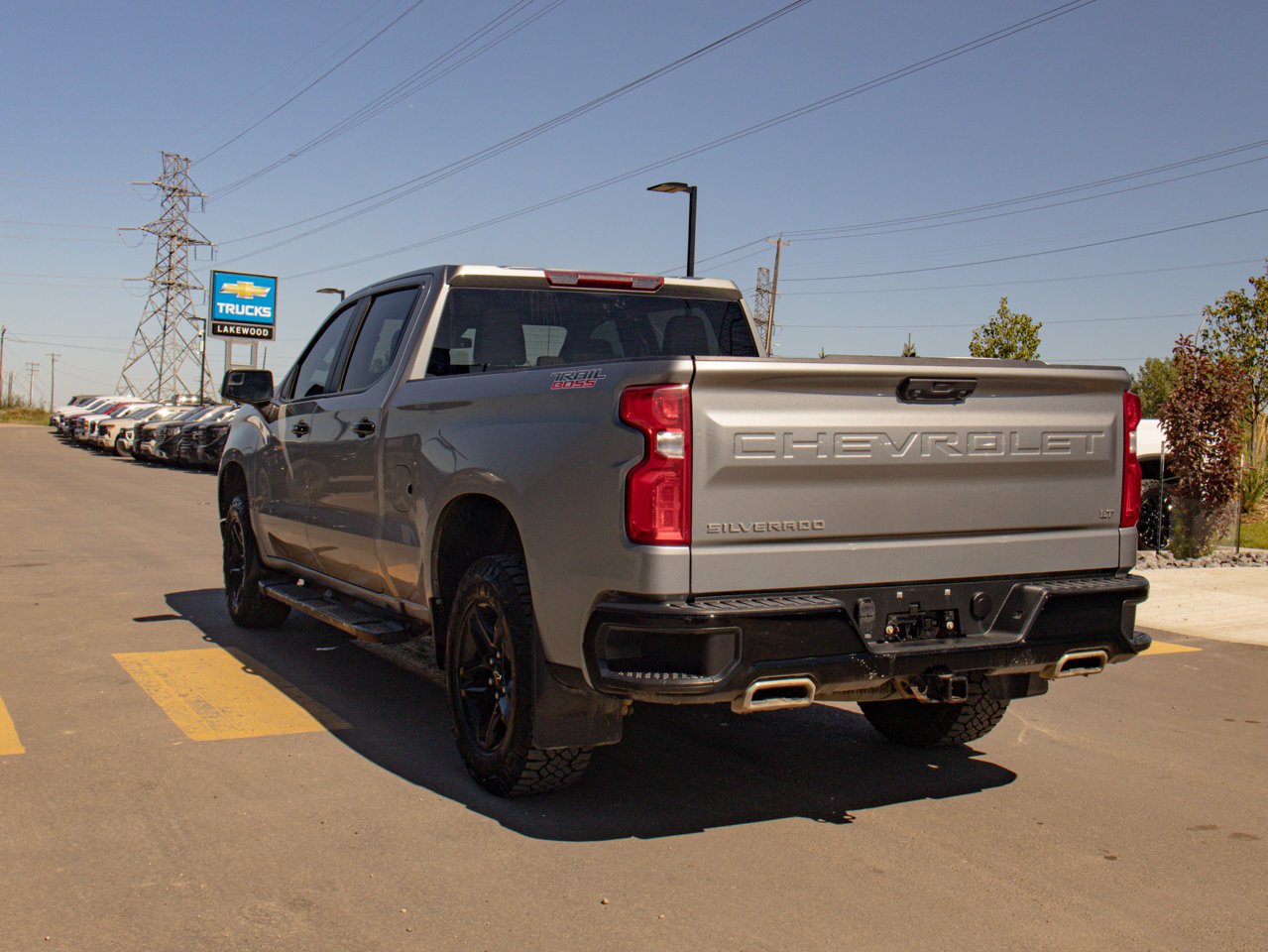 2023 Chevrolet Silverado 1500 4WD Crew Cab 147 LT Trail Boss Grey Sherwood Park - photo #7