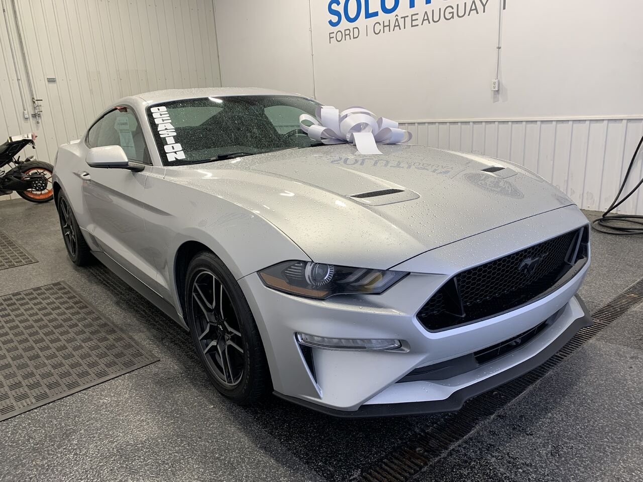 2019 Ford Mustang Silver Châteauguay - photo #4