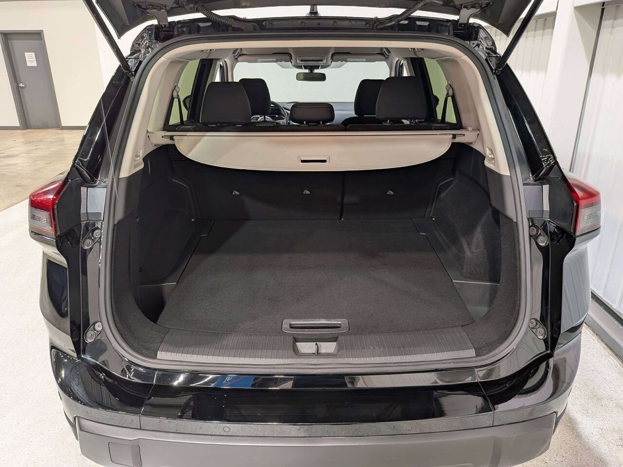 2024 Nissan Rogue AWD S Black Val-David - photo #8