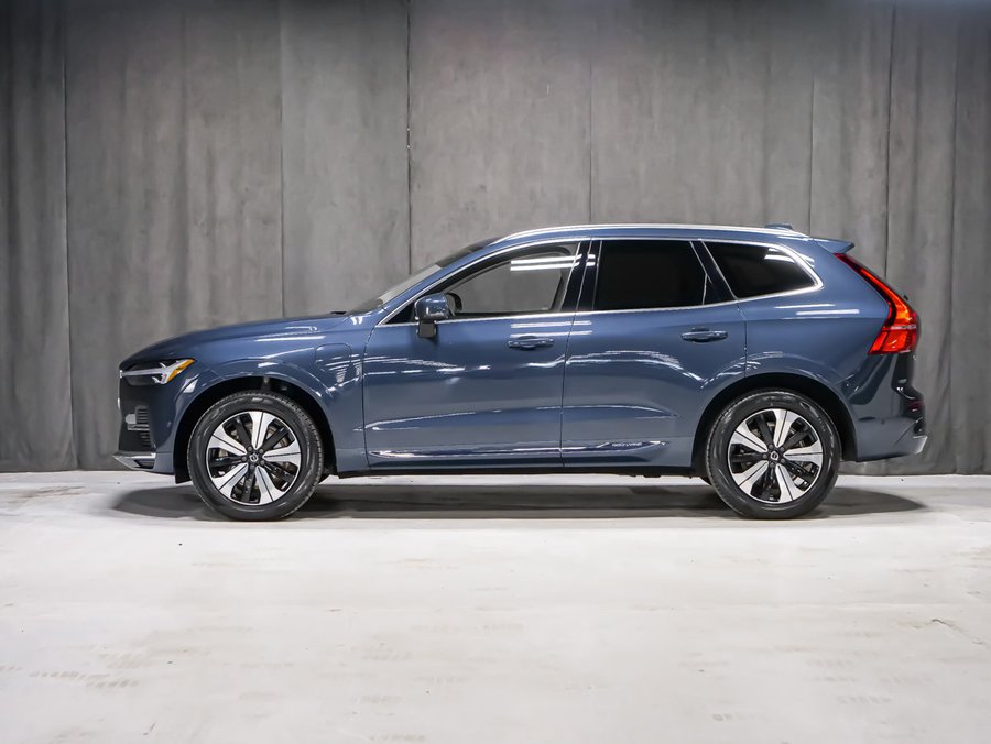 Volvo XC60 Recharge Plus Bright Theme 2023 Bleu