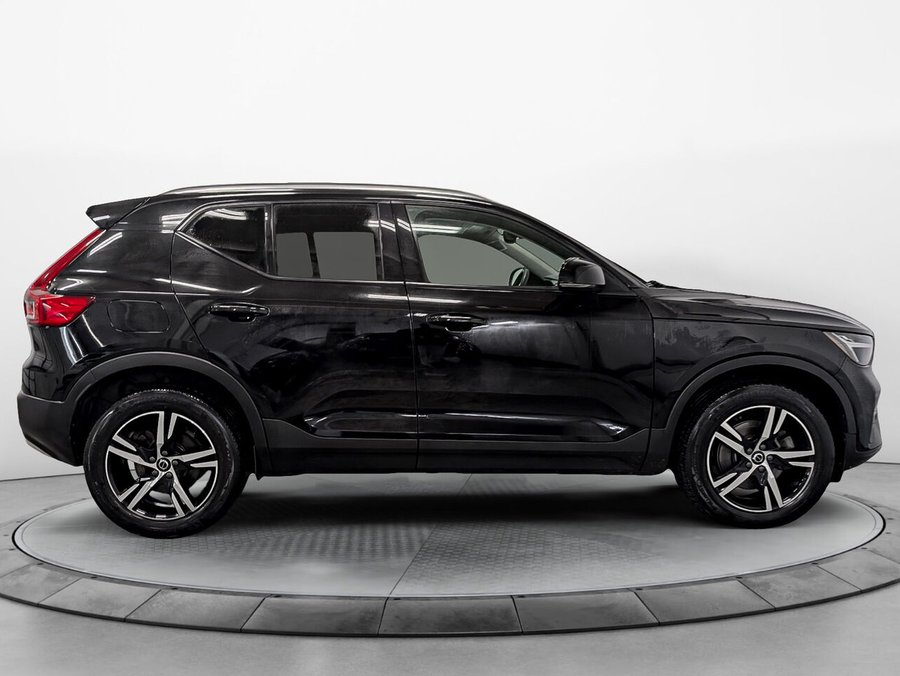 Volvo XC40 B5 Core AWD 2023 Noir